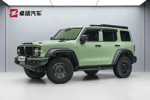 TANK 300 2021