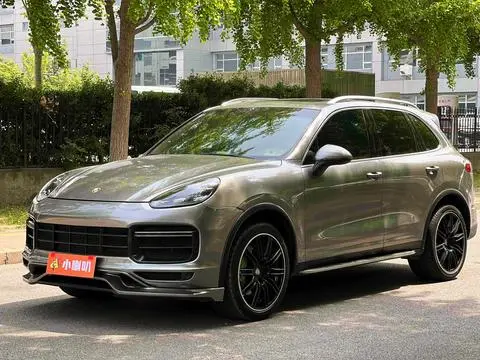Porsche Cayenne 2016 — фото 1
