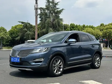 Lincoln MKC 2017 — фото 1