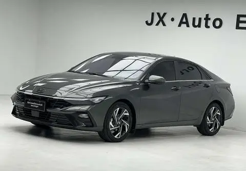 Hyundai Elantra 2023