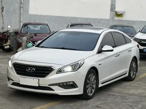 Hyundai 索纳塔九 2015 — фото 1