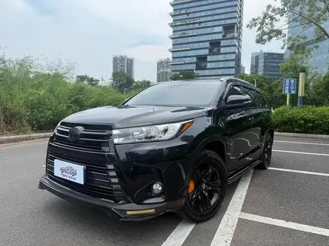 Toyota Highlander 2021