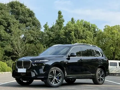 BMW X7 2023