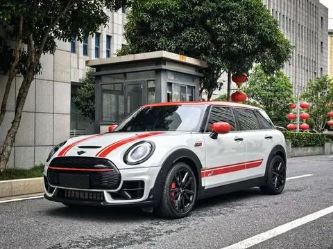 MINI JCW CLUBMAN 2022