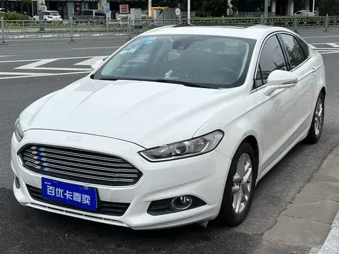 Ford 蒙迪欧 2013