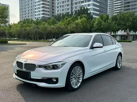 BMW 3 Series 2018 — фото 1