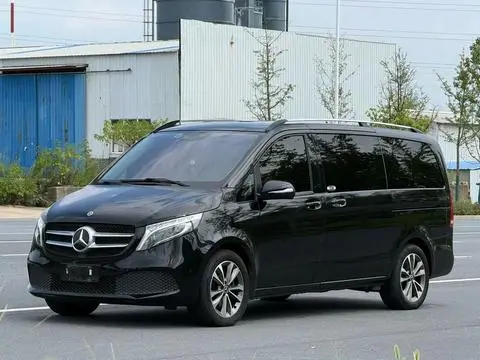Mercedes-Benz V-Class 2020 — фото 1