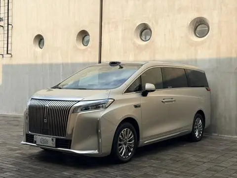 Wey 高山 PHEV 2025
