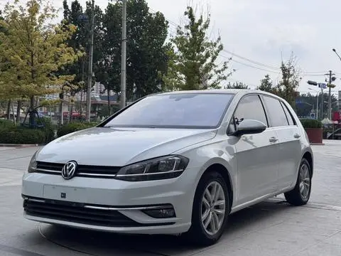 Volkswagen Golf 2019 — фото 1