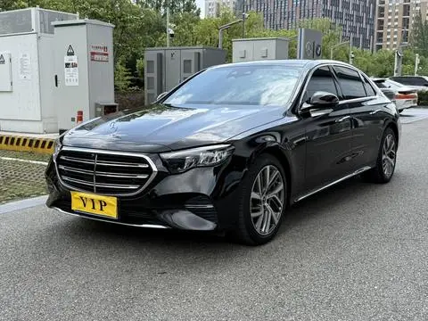 Mercedes-Benz E-Class 2024