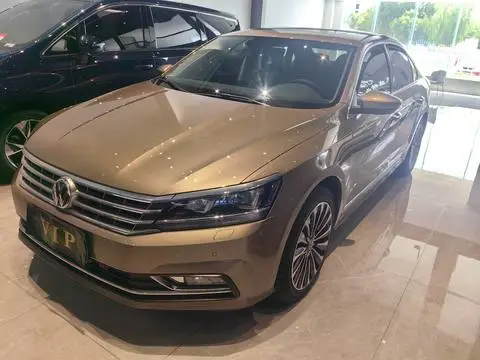 Volkswagen Passat 2017 — фото 1