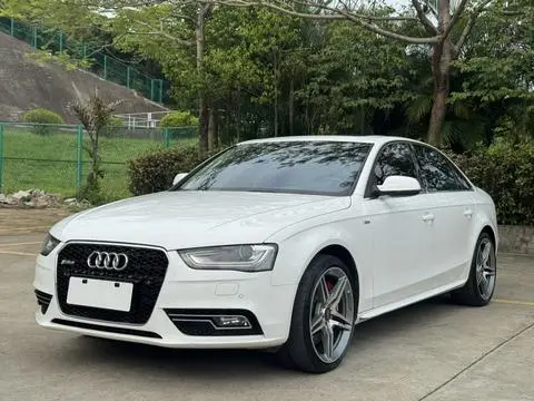 Audi A4L 2015 — фото 1