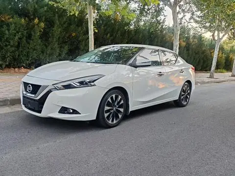 Nissan 蓝鸟 2016