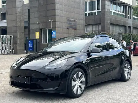 Tesla Model Y 2022 — фото 1
