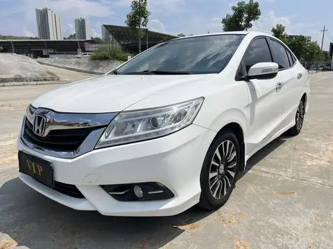 Honda Crider 2015