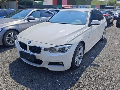 BMW 3 Series 2019 — фото 1