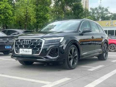 Audi Q7 2024