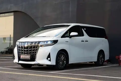 Toyota 埃尔法 2021 — фото 1