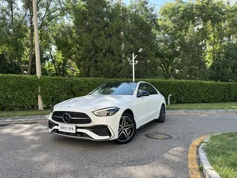 Mercedes-Benz C-Class 2025