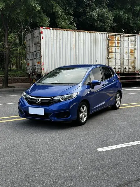 Honda Fit 2018 — фото 1