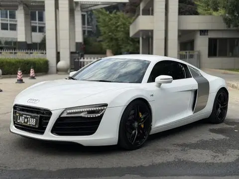 Audi R8 2014