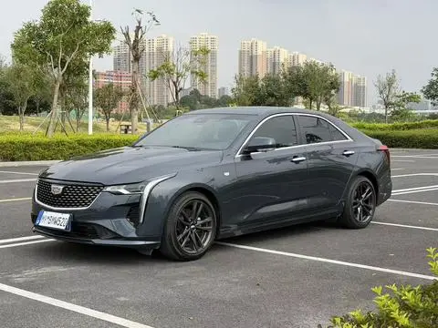 Cadillac CT4 2022