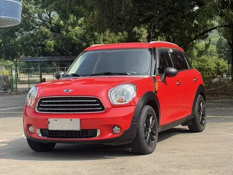 MINI COUNTRYMAN 2011