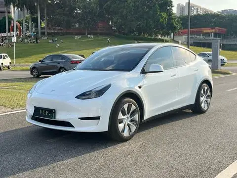 Tesla Model Y 2022 — фото 1