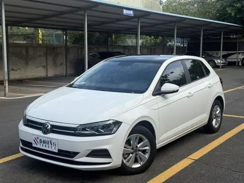 Volkswagen Polo 2021 — фото 1