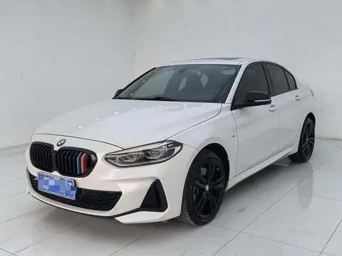 BMW 1 Series 2021