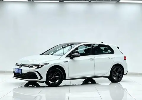 Volkswagen Golf 2023