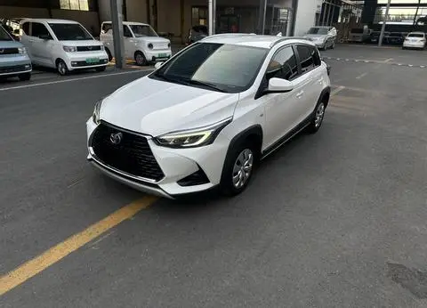 Toyota YARIS L 2022