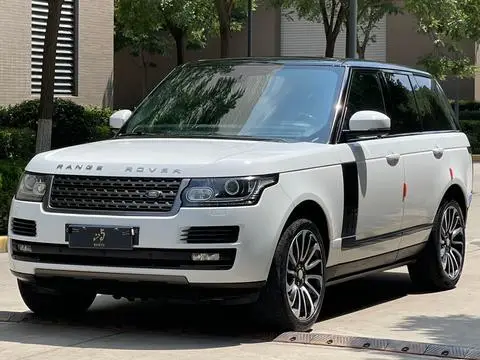 Land Rover 揽胜 2015 — фото 1