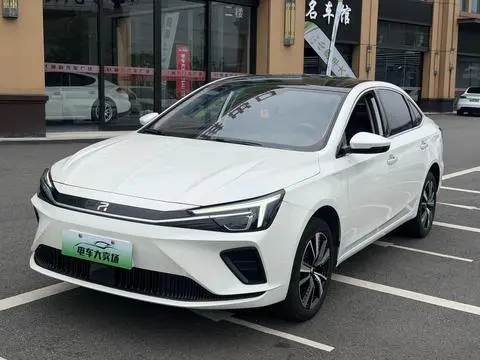 Rising Auto 飞凡ER6 2021