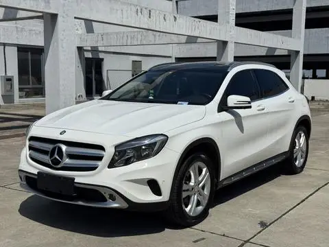Mercedes-Benz GLA 2016 — фото 1