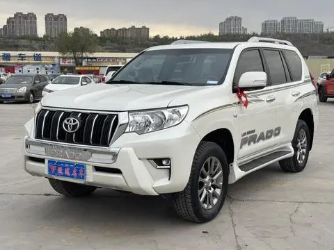 Toyota Prado 2018 — фото 1