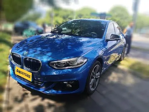 BMW 1 Series 2017 — фото 1