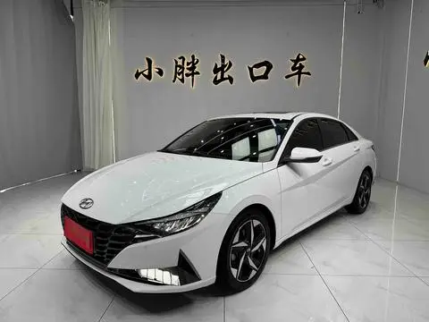 Hyundai Elantra 2022