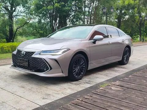 Toyota 亚洲龙 2022