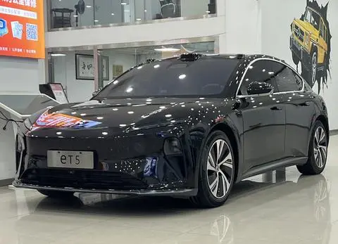 NIO ET5 2022
