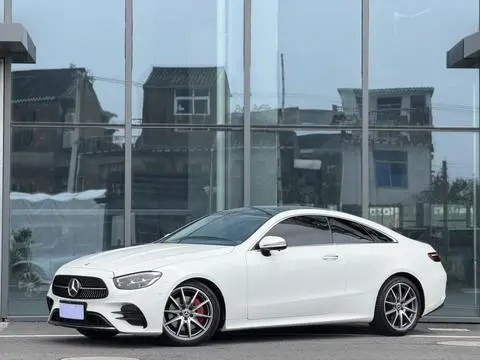 Mercedes-Benz E-Class 2023