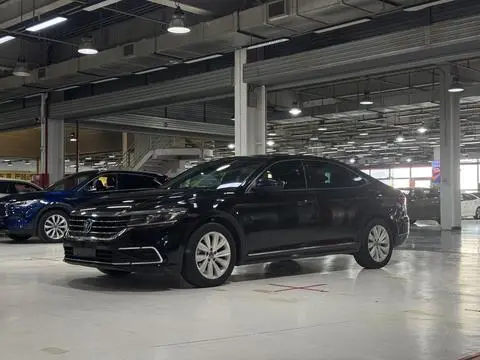 Volkswagen Passat 2021 — фото 1