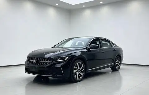Volkswagen Passat 2022