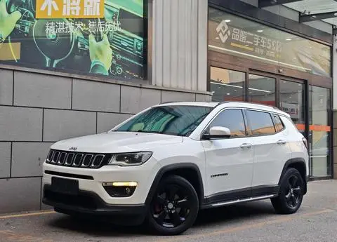 Jeep 指南者 2017