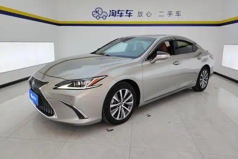 Lexus ES 2018