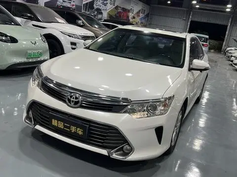 Toyota Camry 2015