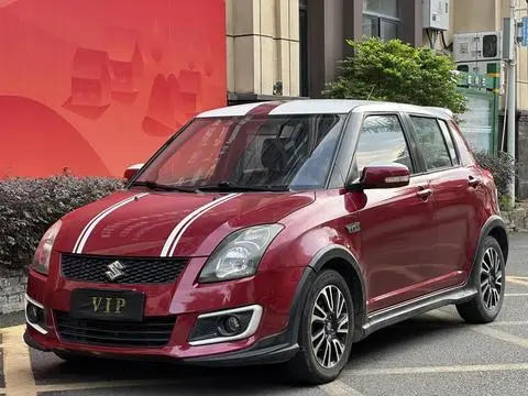 Suzuki 雨燕 2013