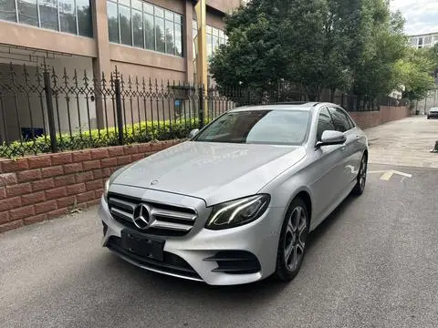 Mercedes-Benz E-Class 2016 — фото 1