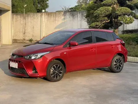 Toyota YARIS L 2020