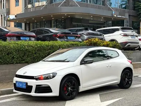 Volkswagen 尚酷 2011